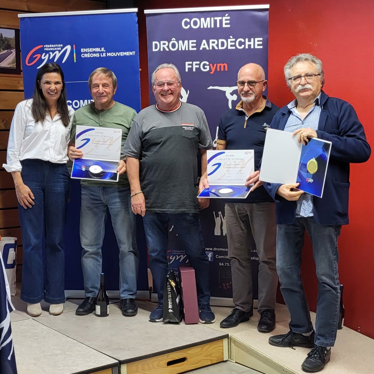 Remise de récompenses lors de l'AG du comité DA